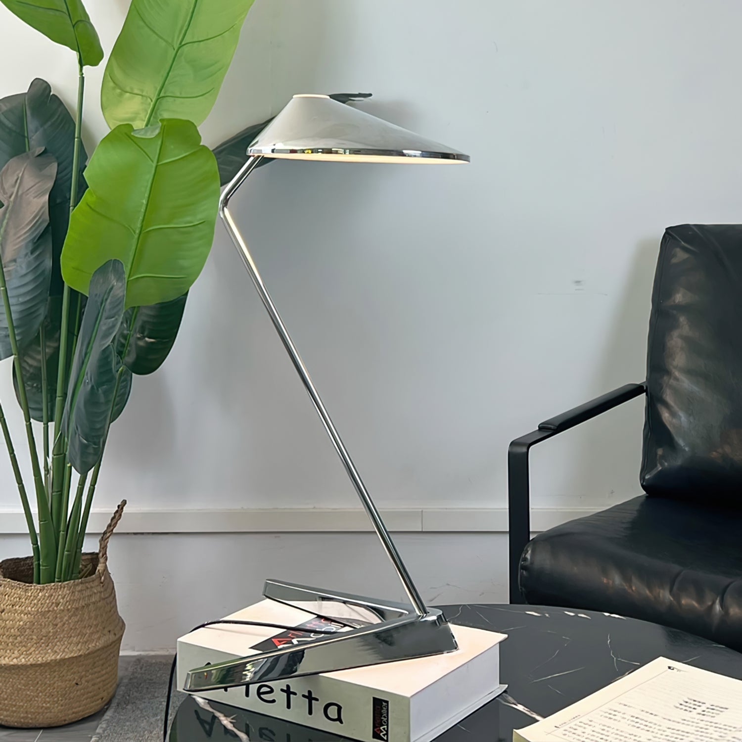 Modern Cone-Shaped Table Lamp with Touch Control – Metal and Acrylic Design for Bedroom or Living Room 8