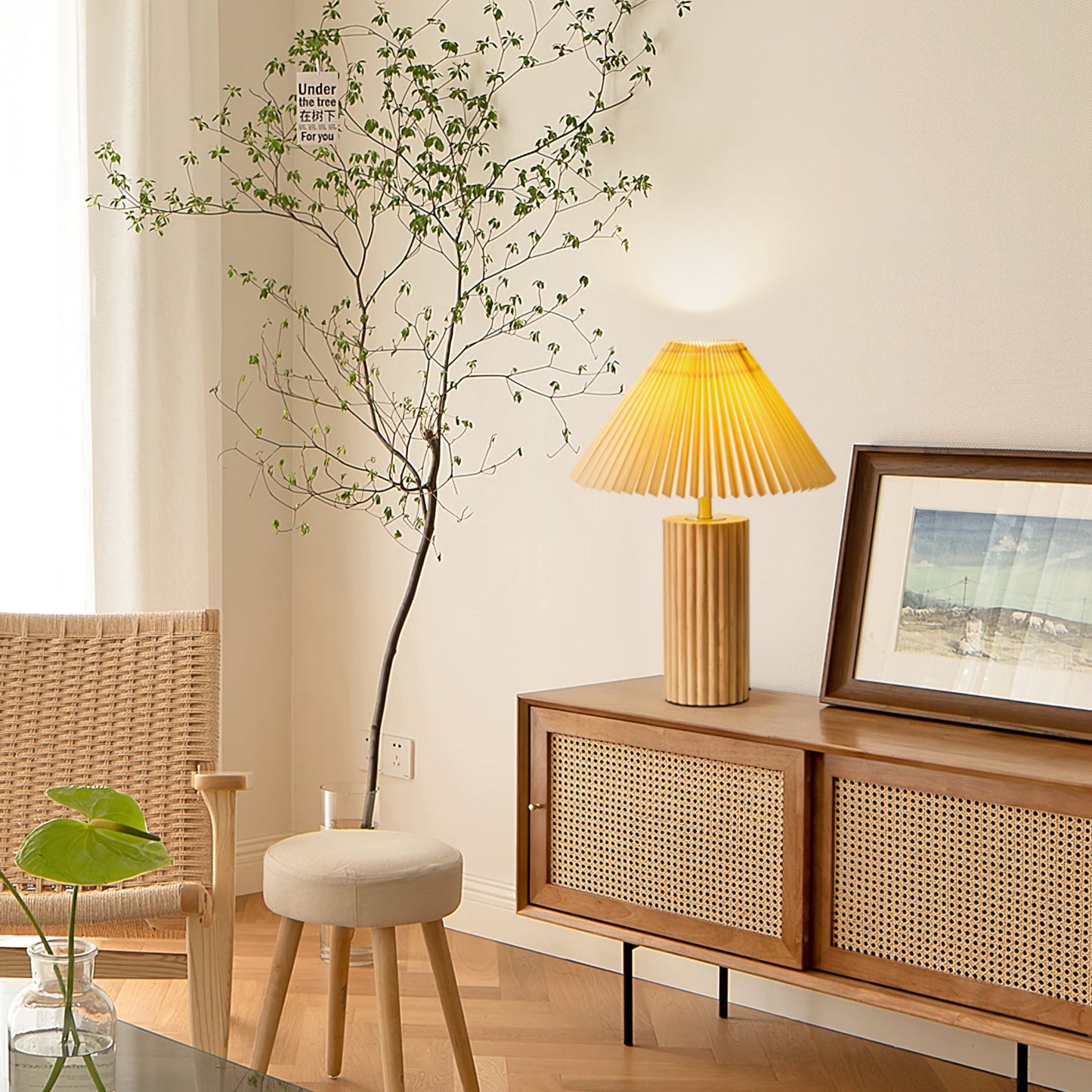 Elegant Nora Table Lamp with Wooden Base and Modern Design – 35cm Diameter 4