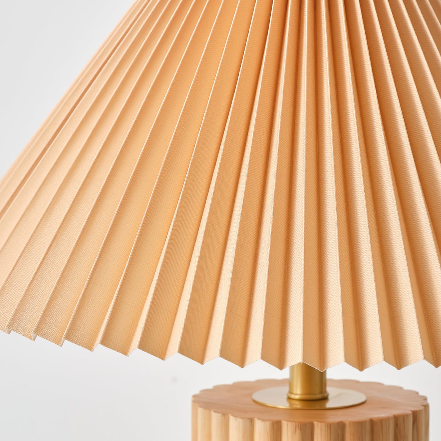 Elegant Nora Table Lamp with Wooden Base and Modern Design – 35cm Diameter 8