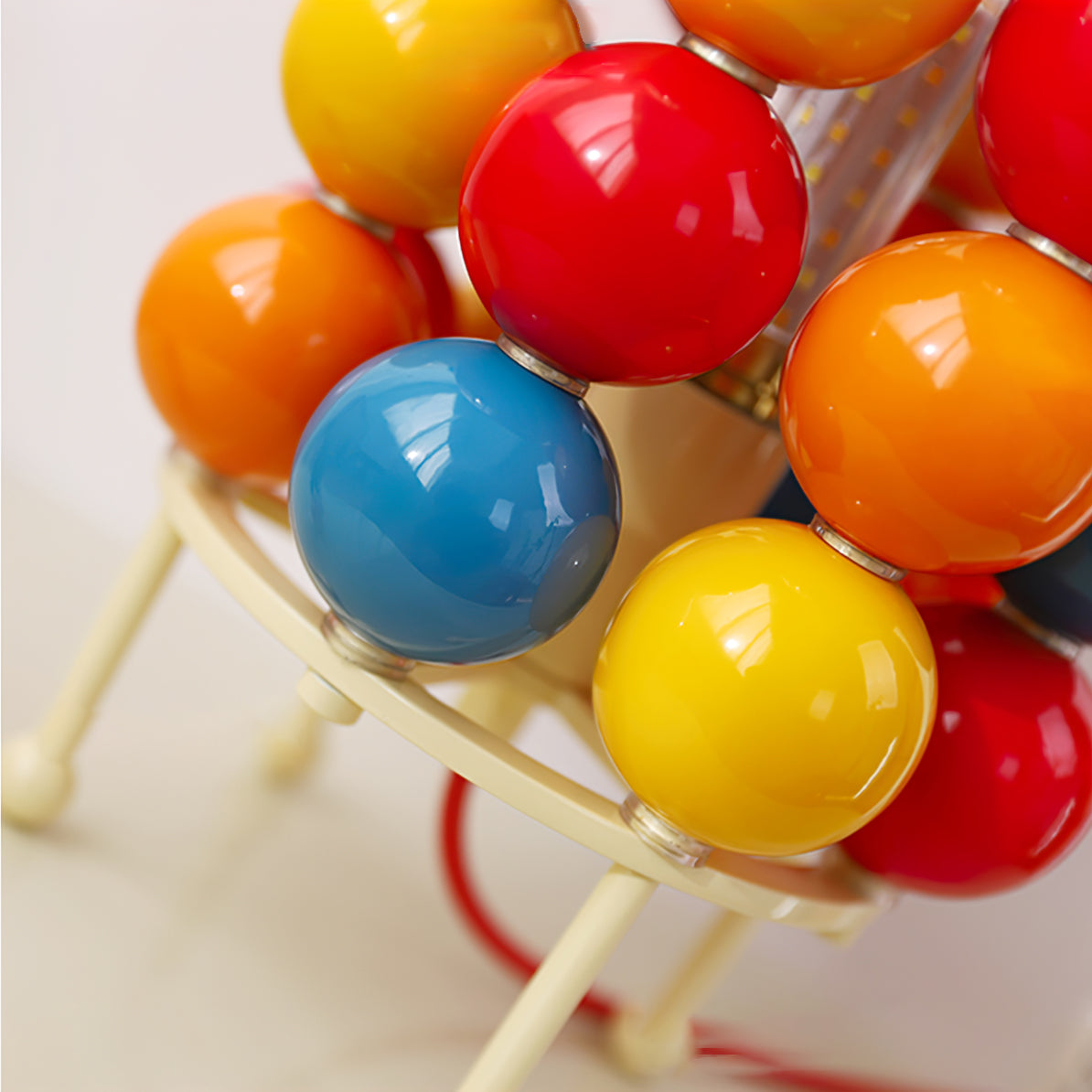 Modern Spherical Table Lamp with LED Compatibility – 19cm Diameter 4
