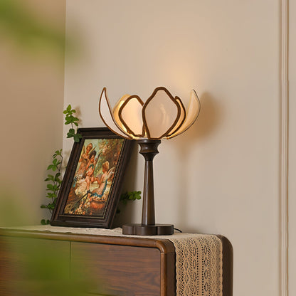 Elegant Flower-Inspired Table Lamp with Fabric Shade and Wood Base – Ideal for Bedroom or Living Room 3
