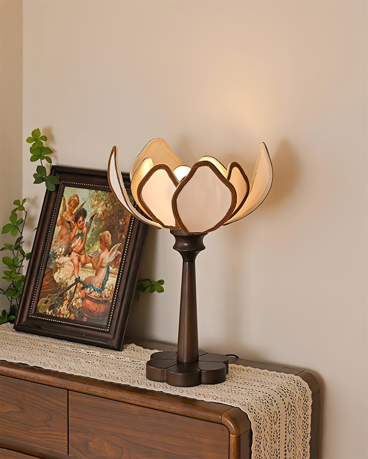 Elegant Flower-Inspired Table Lamp with Fabric Shade and Wood Base – Ideal for Bedroom or Living Room 8