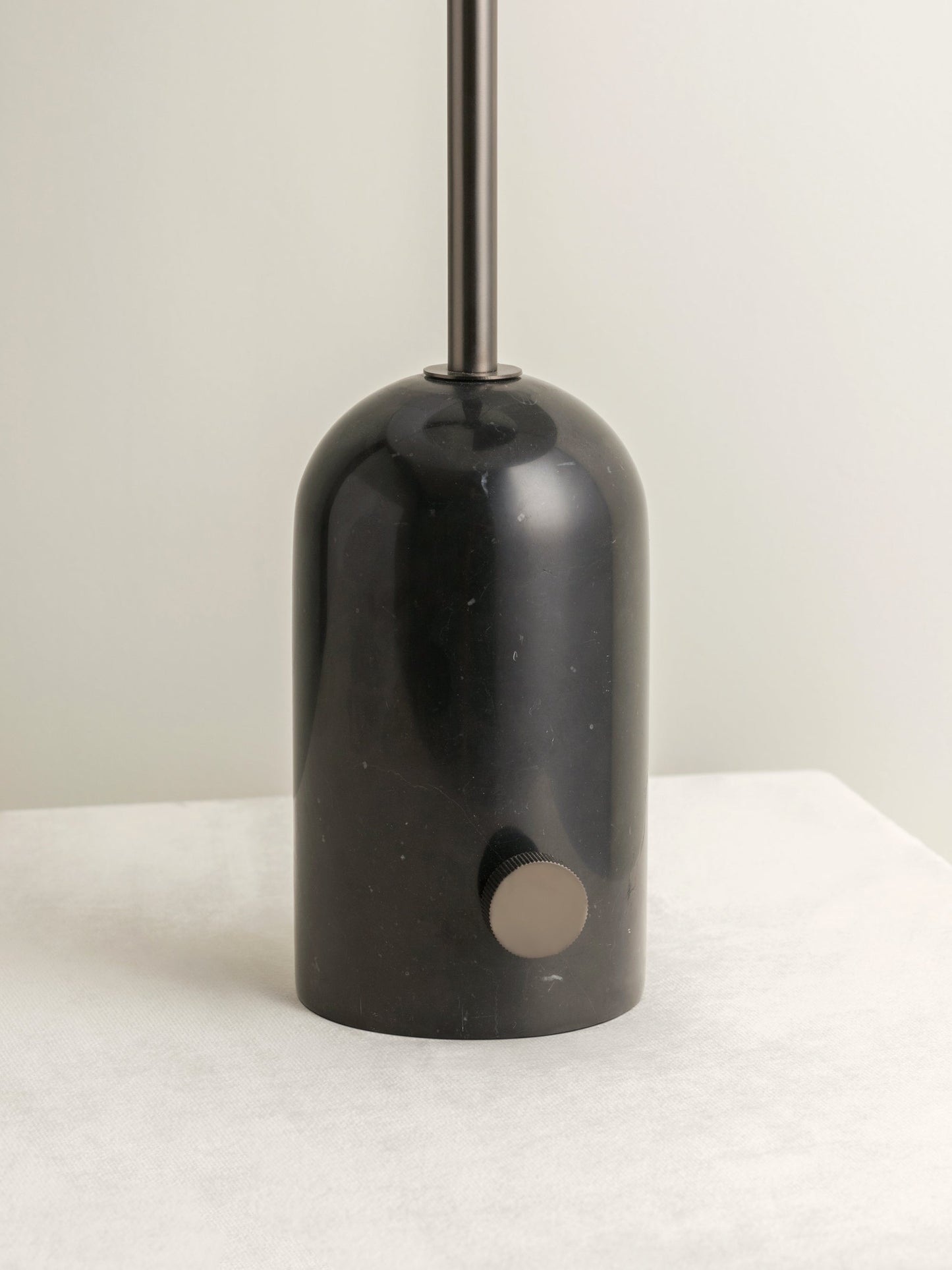 Elegant Table Lamp with Black Marble Base and White Shade – Modern Bedside or Desk Lamp 4