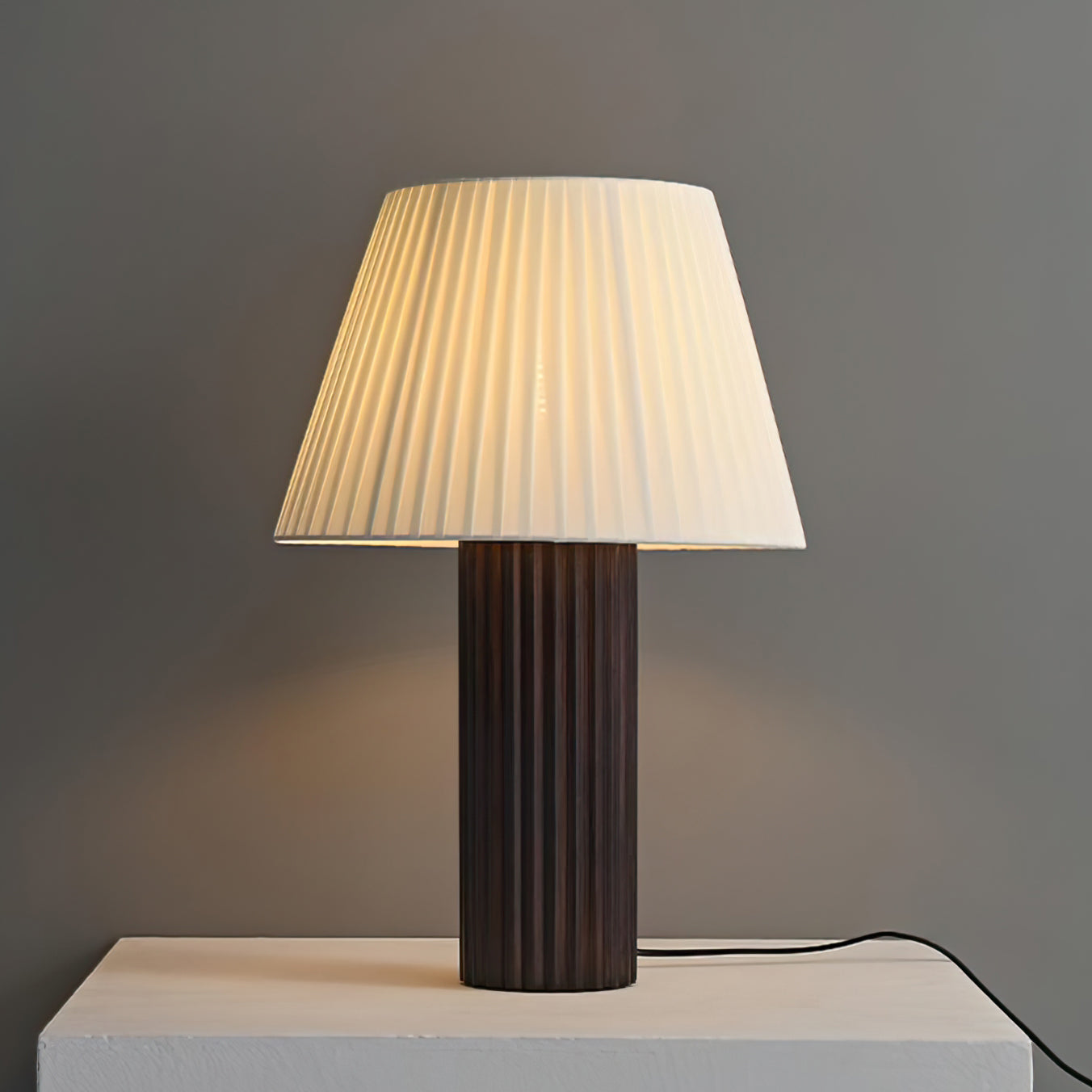 Wooden Table Lamp with Fabric Shade – Elegant Minimalist Design for Home and Office 5