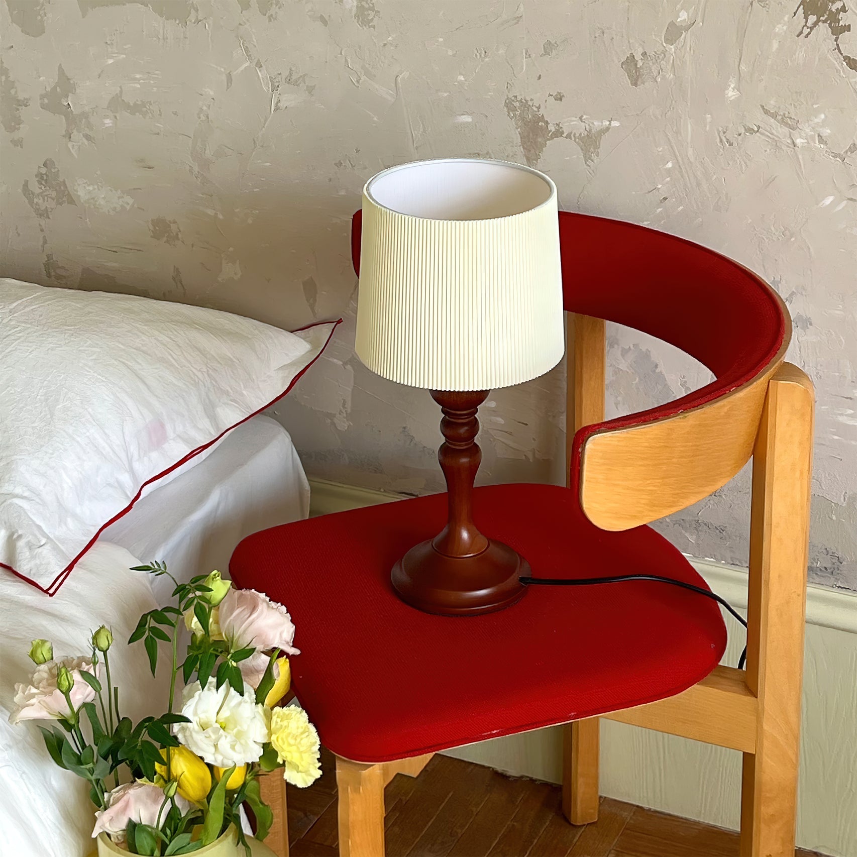Vintage Style Table Lamp with Wooden Base and Pleated Shade – Ideal for Bedroom and Desk Use 4