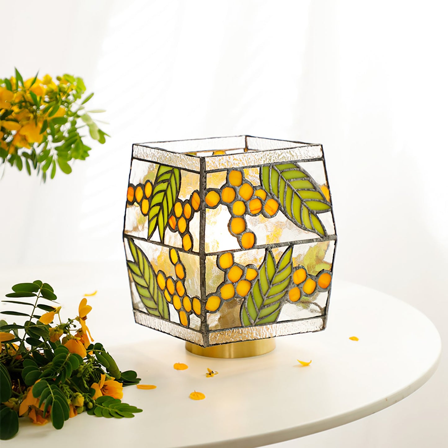 Artistic Stained Glass Table Lamp – Nature-Inspired Design for Bedroom or Living Room 5