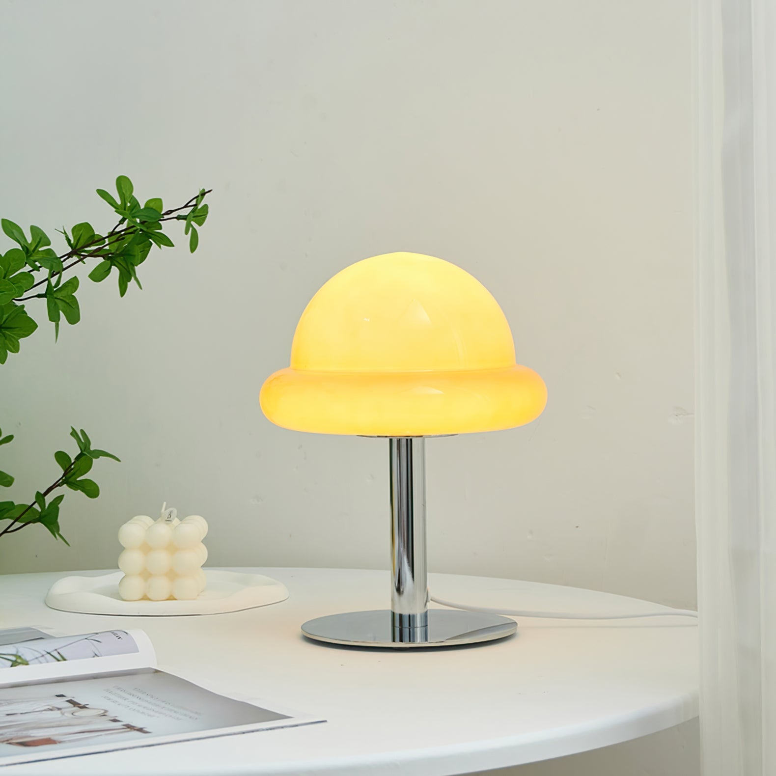 Modern Glass Table Lamp with Integrated LED – Stylish Mushroom Design 6