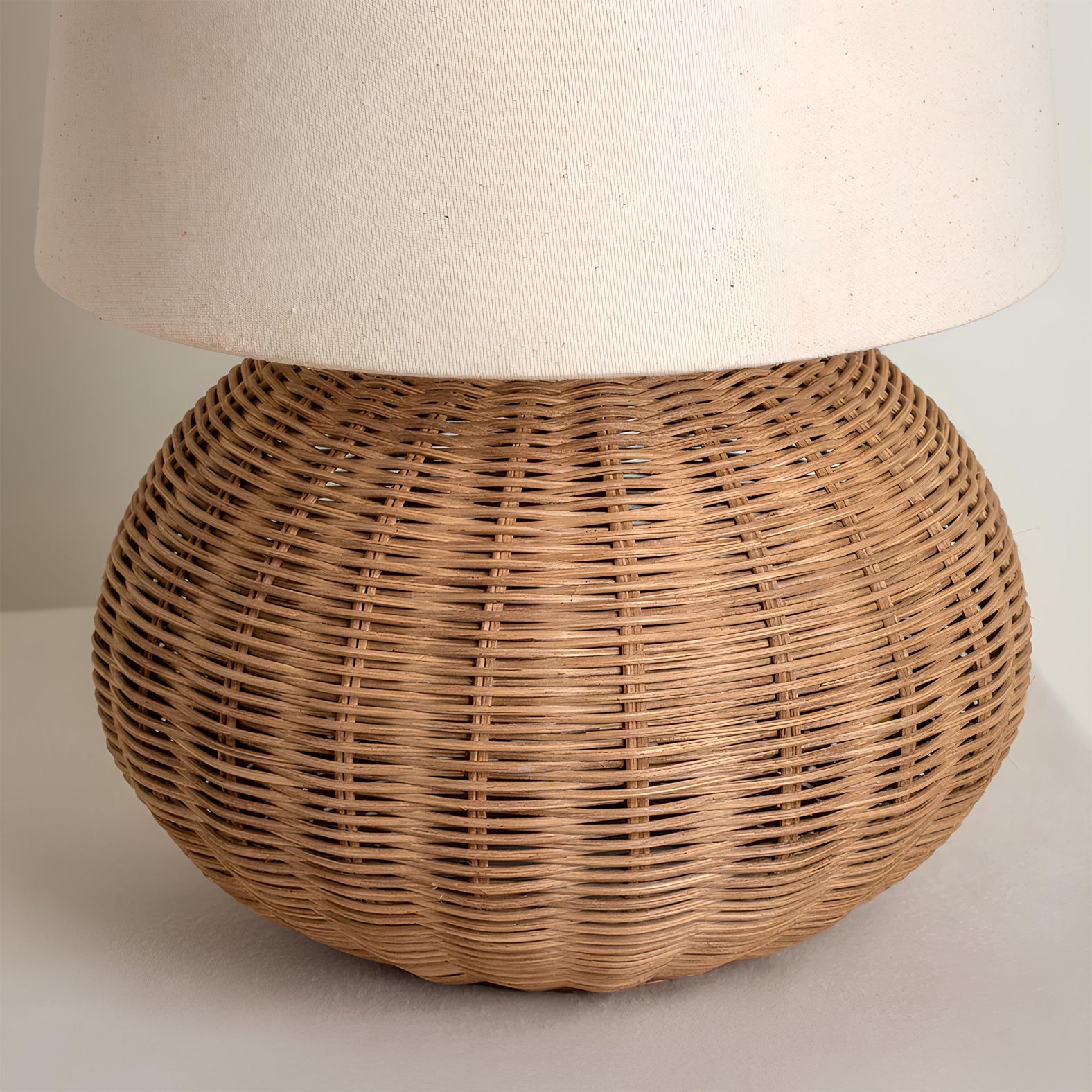 Stellan Table Lamp with Rattan Base and Fabric Shade – Modern Indoor Lighting 8