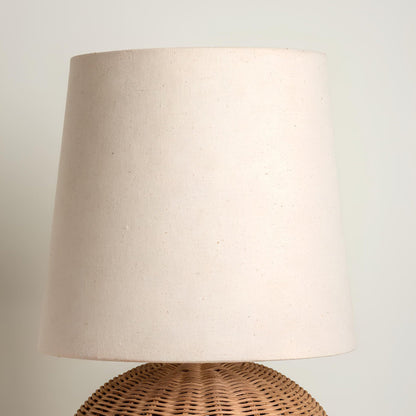 Stellan Table Lamp with Rattan Base and Fabric Shade – Modern Indoor Lighting 9