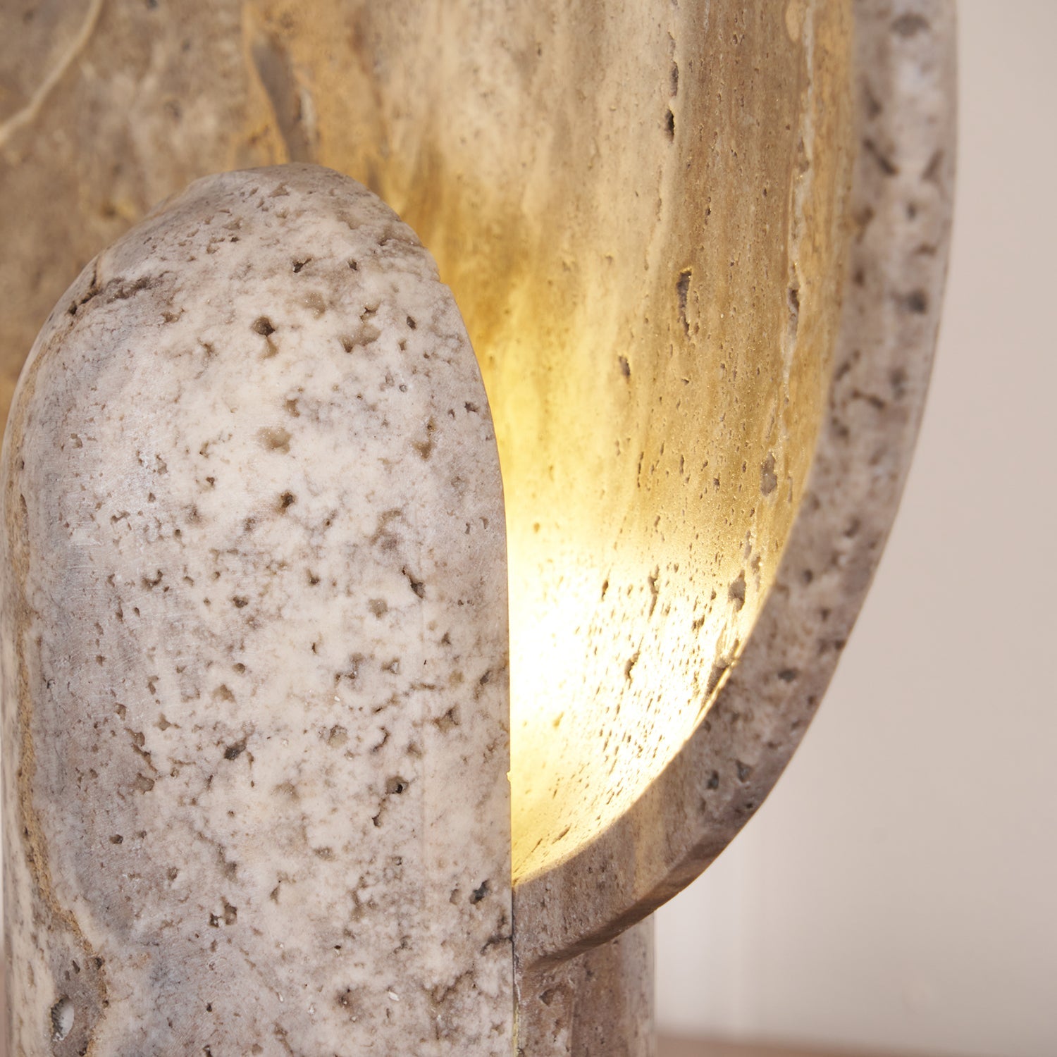 Minimalist Stone Table Lamp with Warm Glow – Natural Travertine Design 8