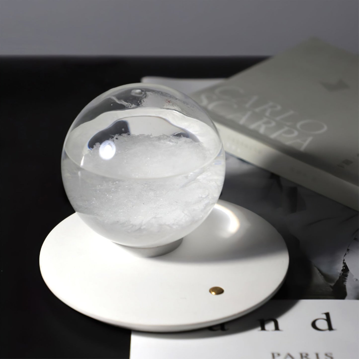 Stylish Table Lamp with Built-in Battery and Integrated LED – 15.5cm Diameter 6