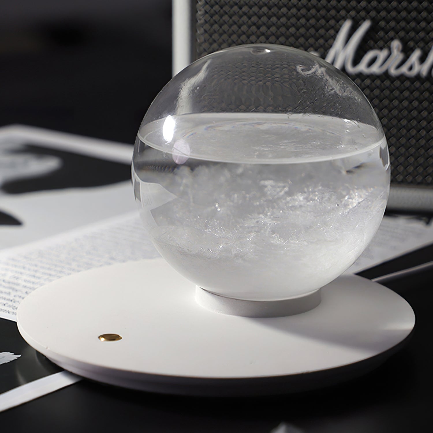 Stylish Table Lamp with Built-in Battery and Integrated LED – 15.5cm Diameter 7