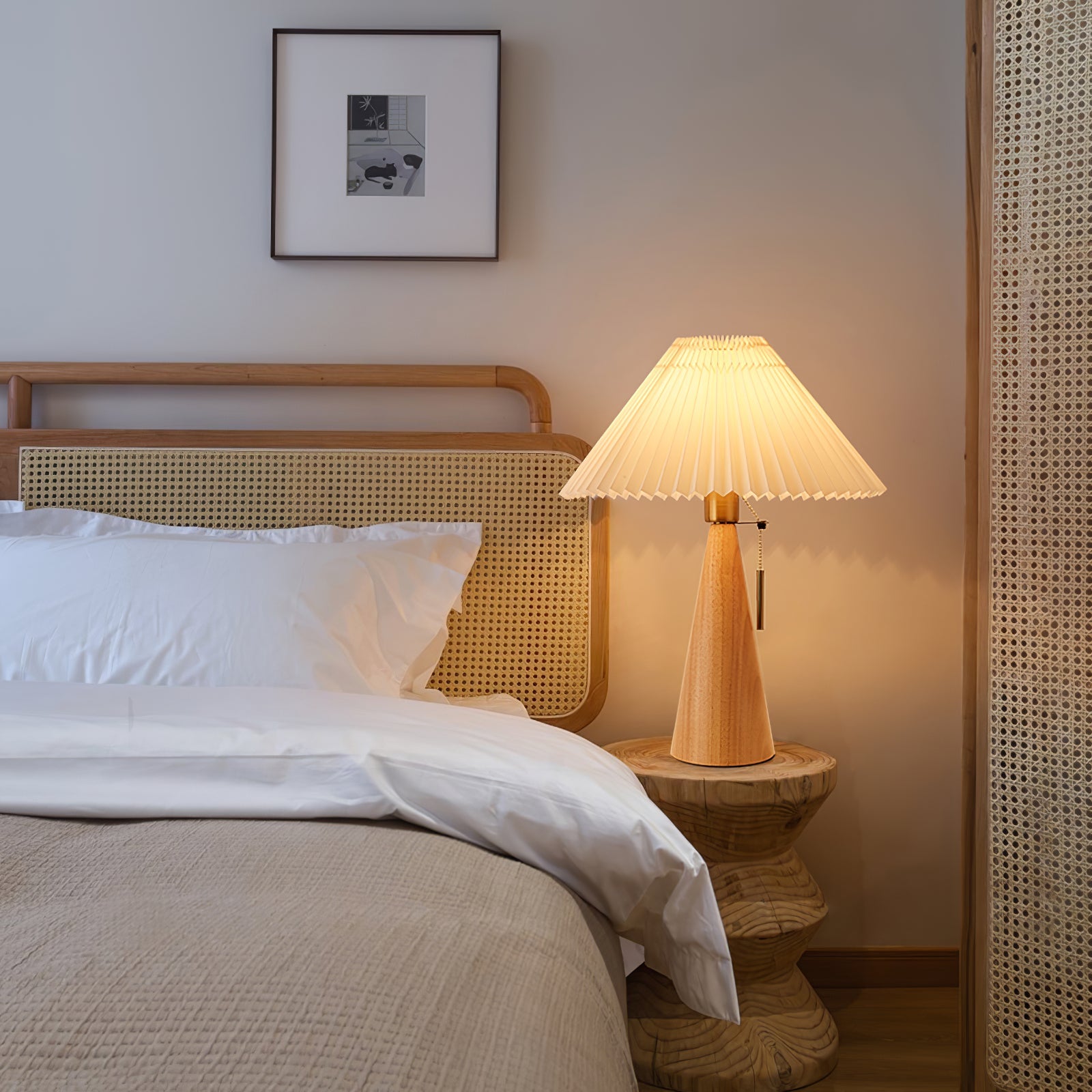 Modern Table Lamp with Solid Wood Base and Linen Shade – 40cm Diameter 7