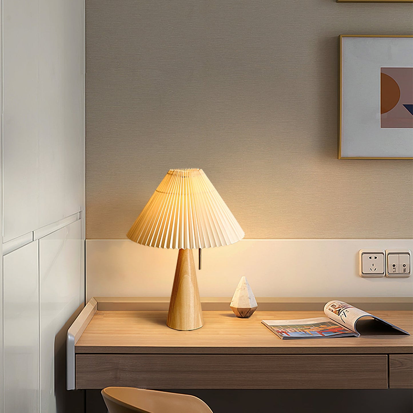 Modern Table Lamp with Solid Wood Base and Linen Shade – 40cm Diameter 9