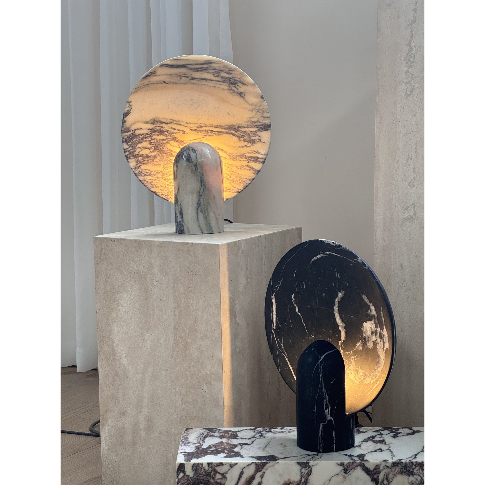 Elegant Marble Table Lamp with Integrated LED – Modern Design for Bedroom or Living Room 8