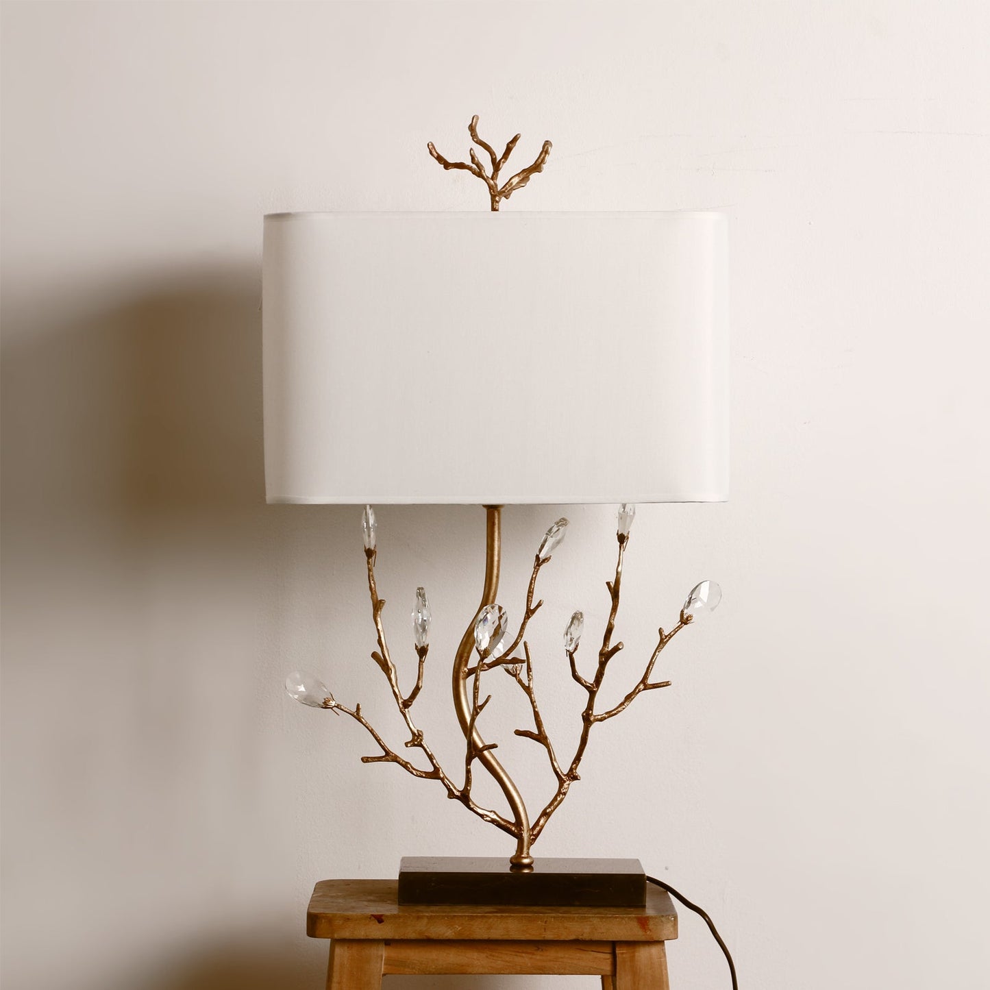 Elegant Brass Table Lamp with Fabric Shade – Nature-Inspired Design 7