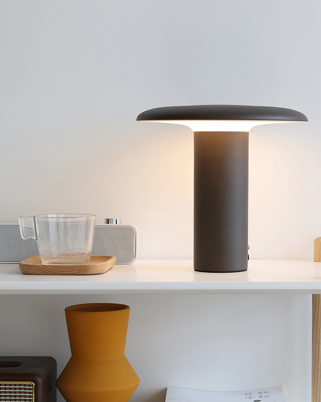 Portable Table Lamp with Built-in Battery – Integrated LED Light for Home and Office 9