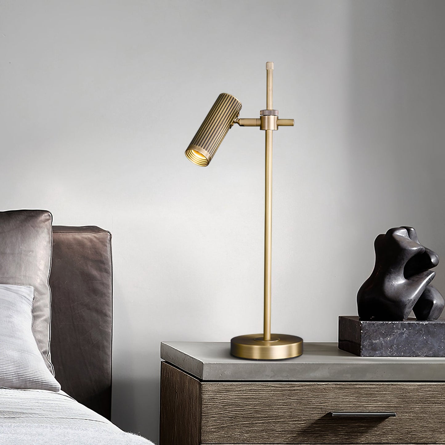 Elegant Brass Table Lamp with Copper Frame – Stylish Bedside or Desk Lighting 4