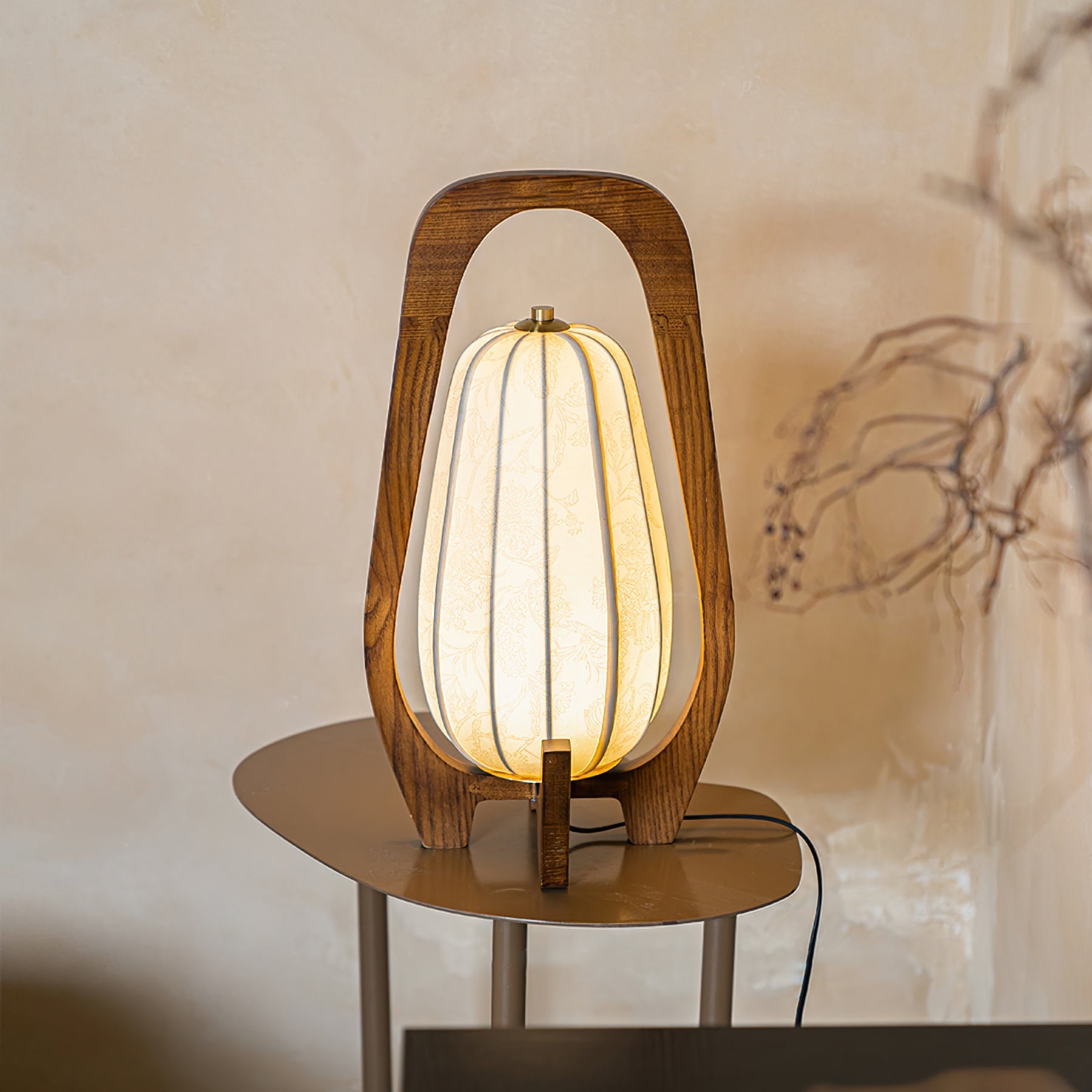 Elegant Wooden Table Lamp with Fabric Shade – Modern Rustic Design for Bedroom and Living Room 3