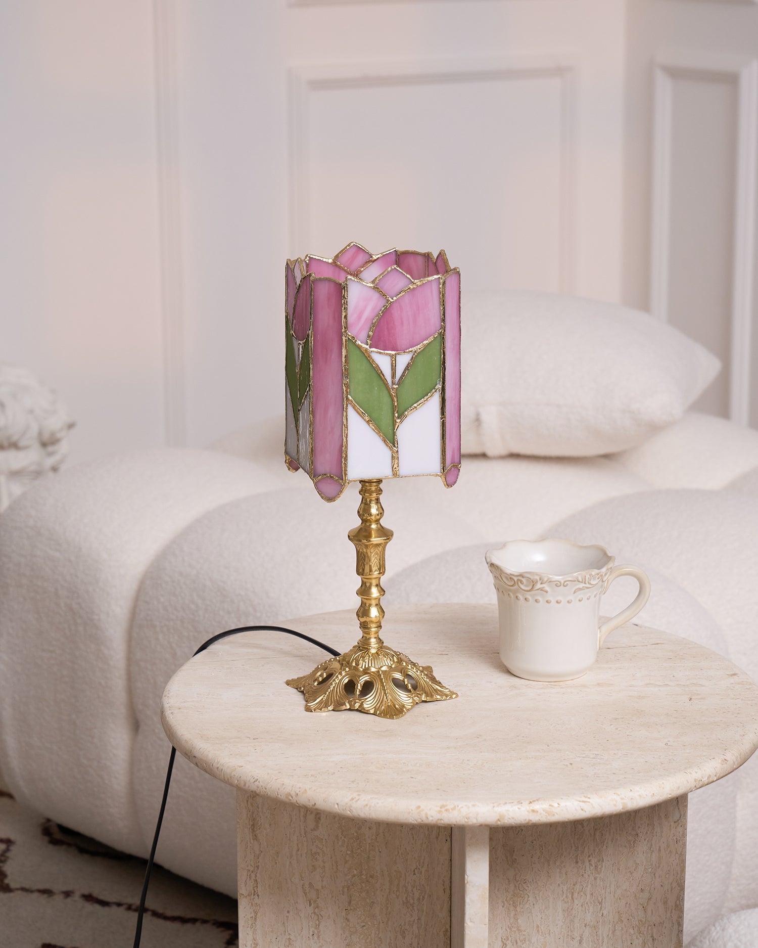 Vintage Tulip Table Lamp with Stained Glass Shade – Floral Design for Bedroom and Living Room 6