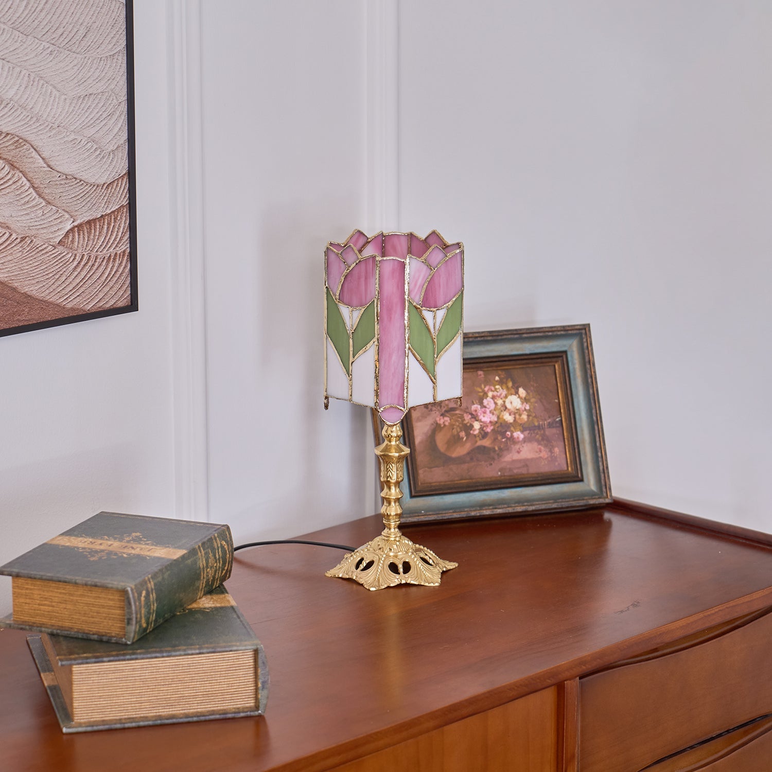 Vintage Tulip Table Lamp with Stained Glass Shade – Floral Design for Bedroom and Living Room 9