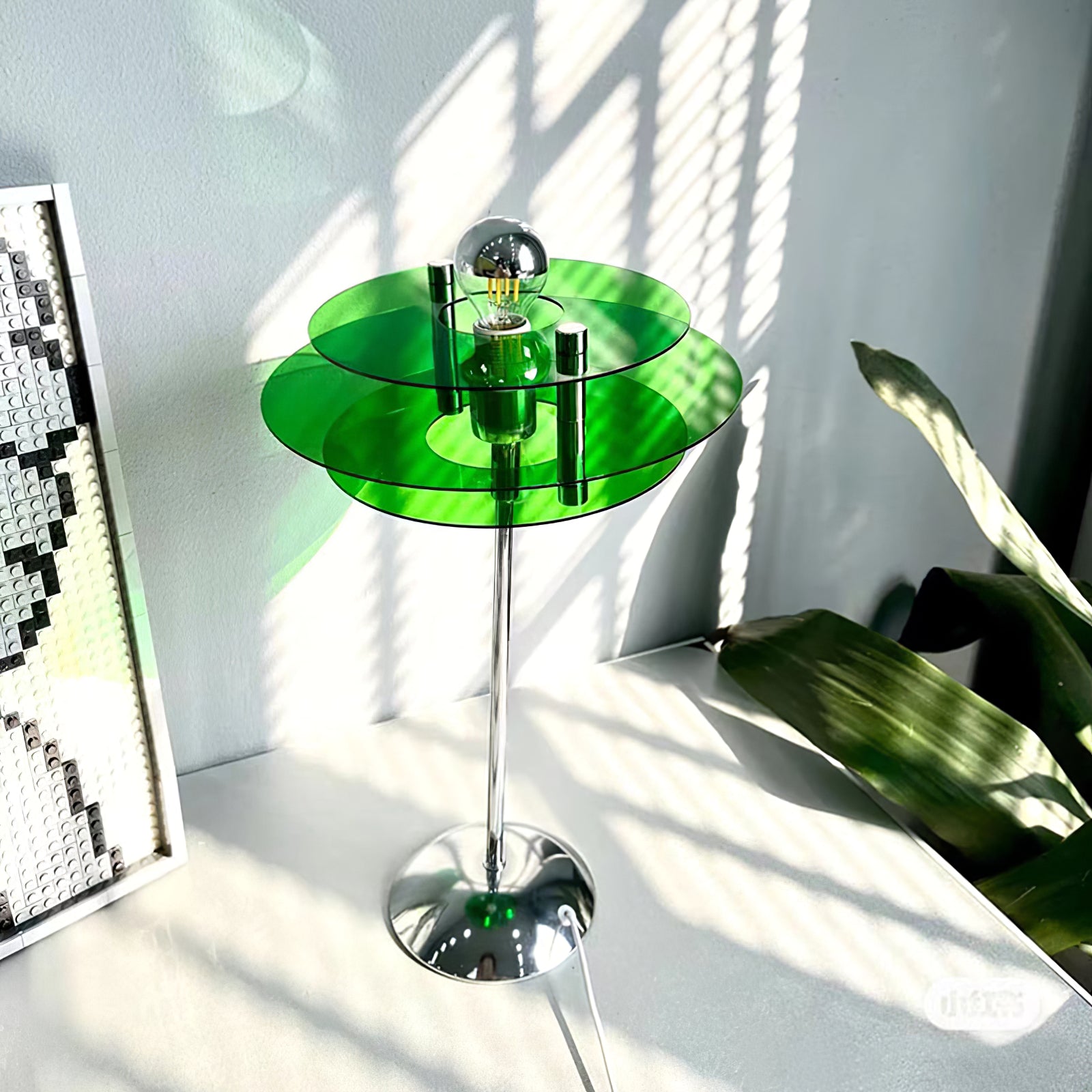 Modern UFO Table Light – Geometric Table Lamp for Living Room, Indoor Use, E26/E27 4
