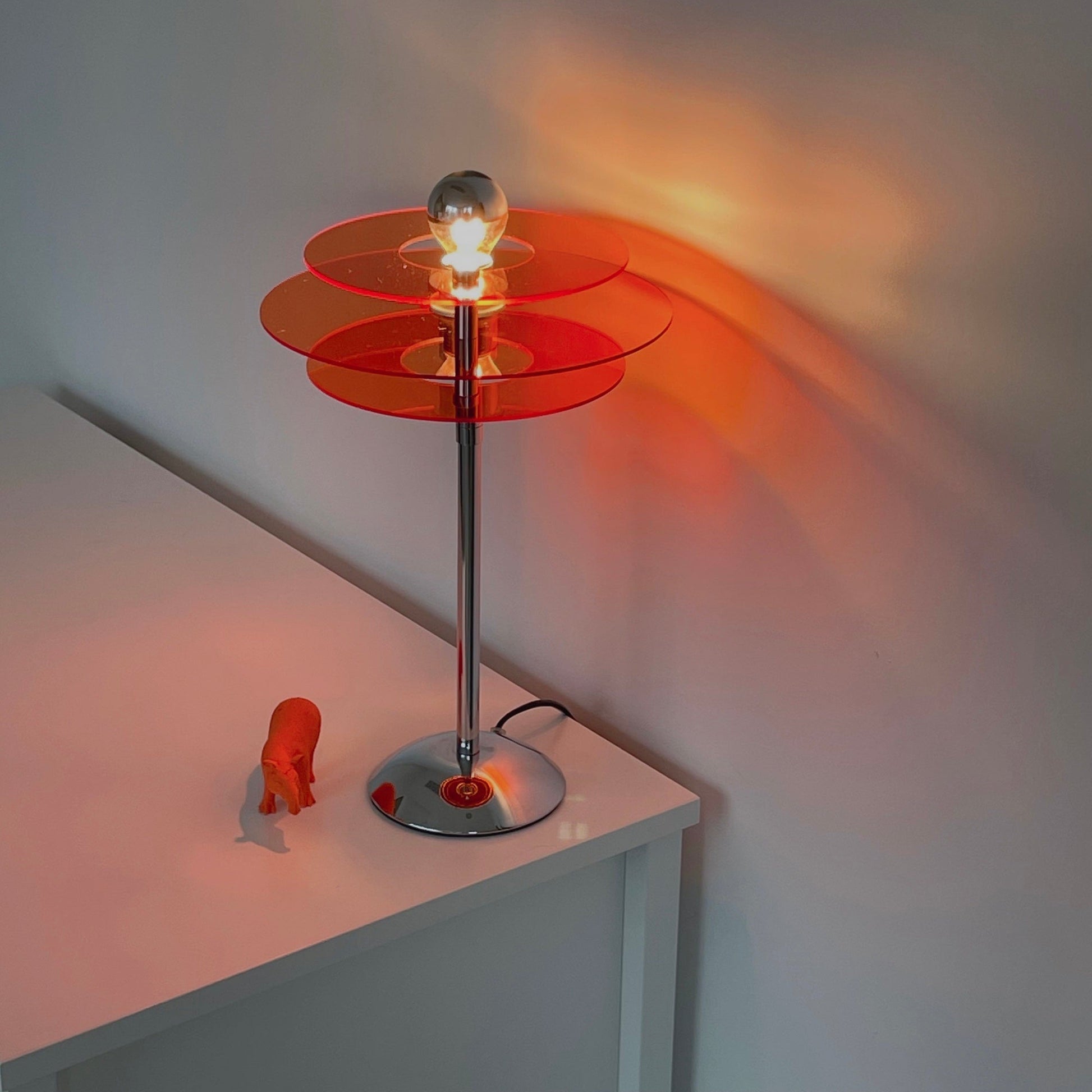 Modern UFO Table Light – Geometric Table Lamp for Living Room, Indoor Use, E26/E27 6