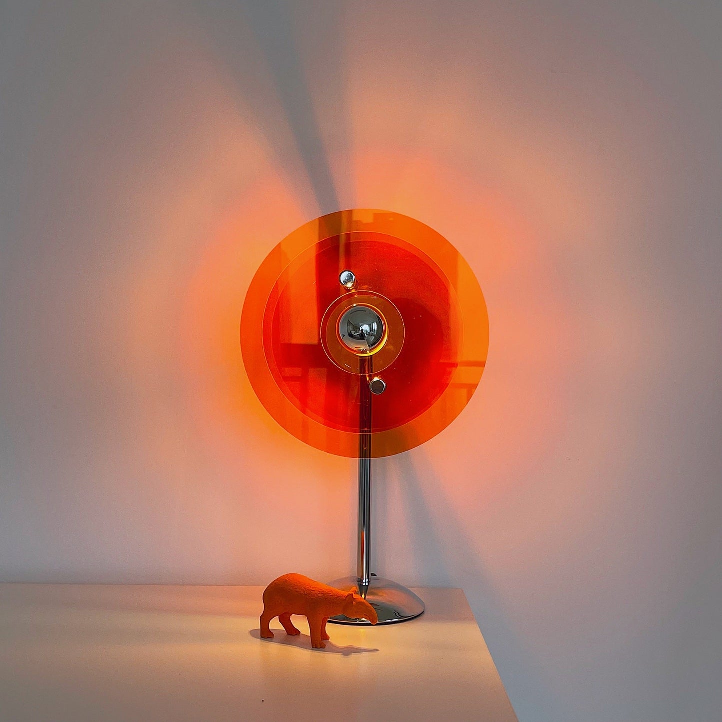 Modern UFO Table Light – Geometric Table Lamp for Living Room, Indoor Use, E26/E27 9