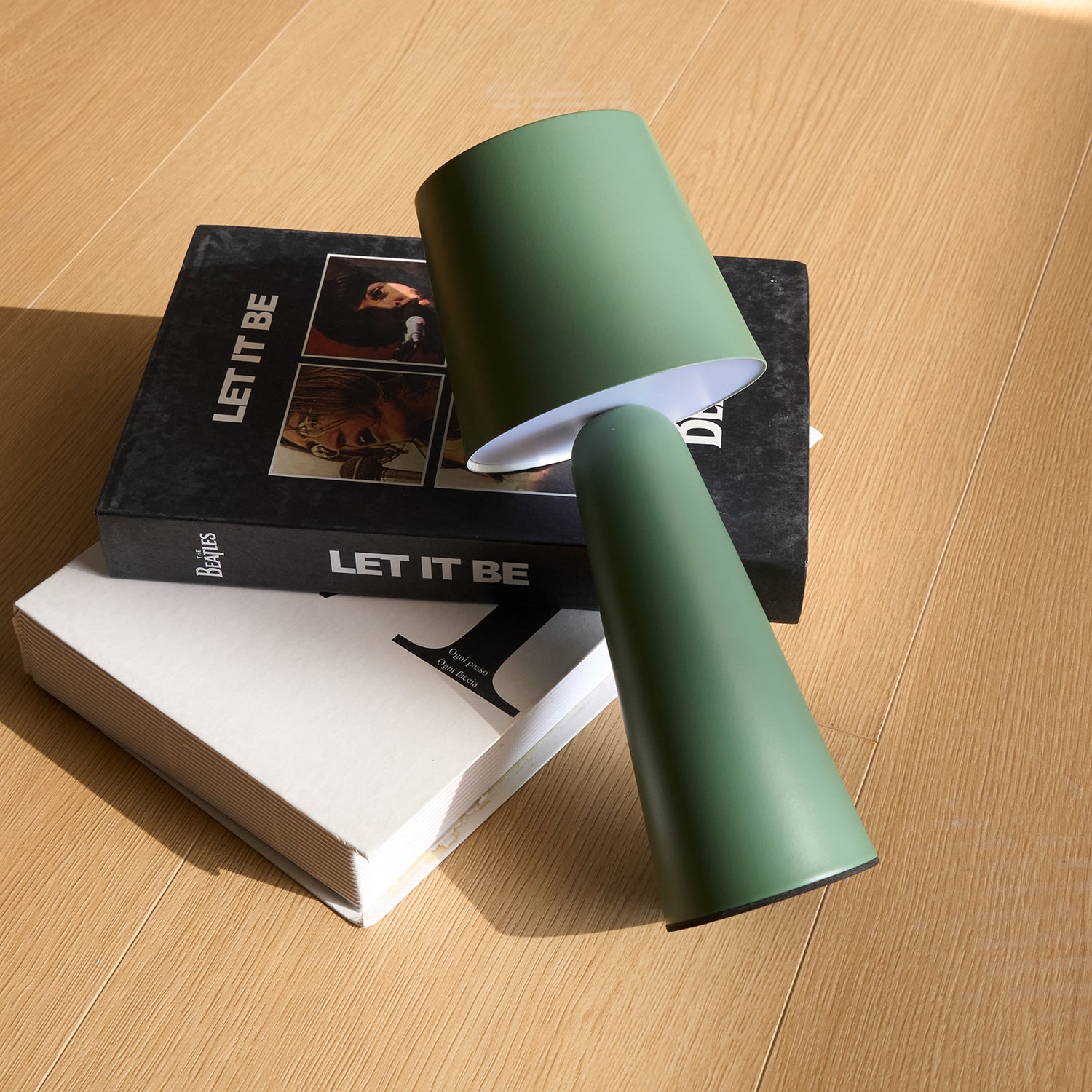 Modern Rechargeable Table Lamp - Cordless LED Desk Lamp for Bedroom, Green, White, Black 8