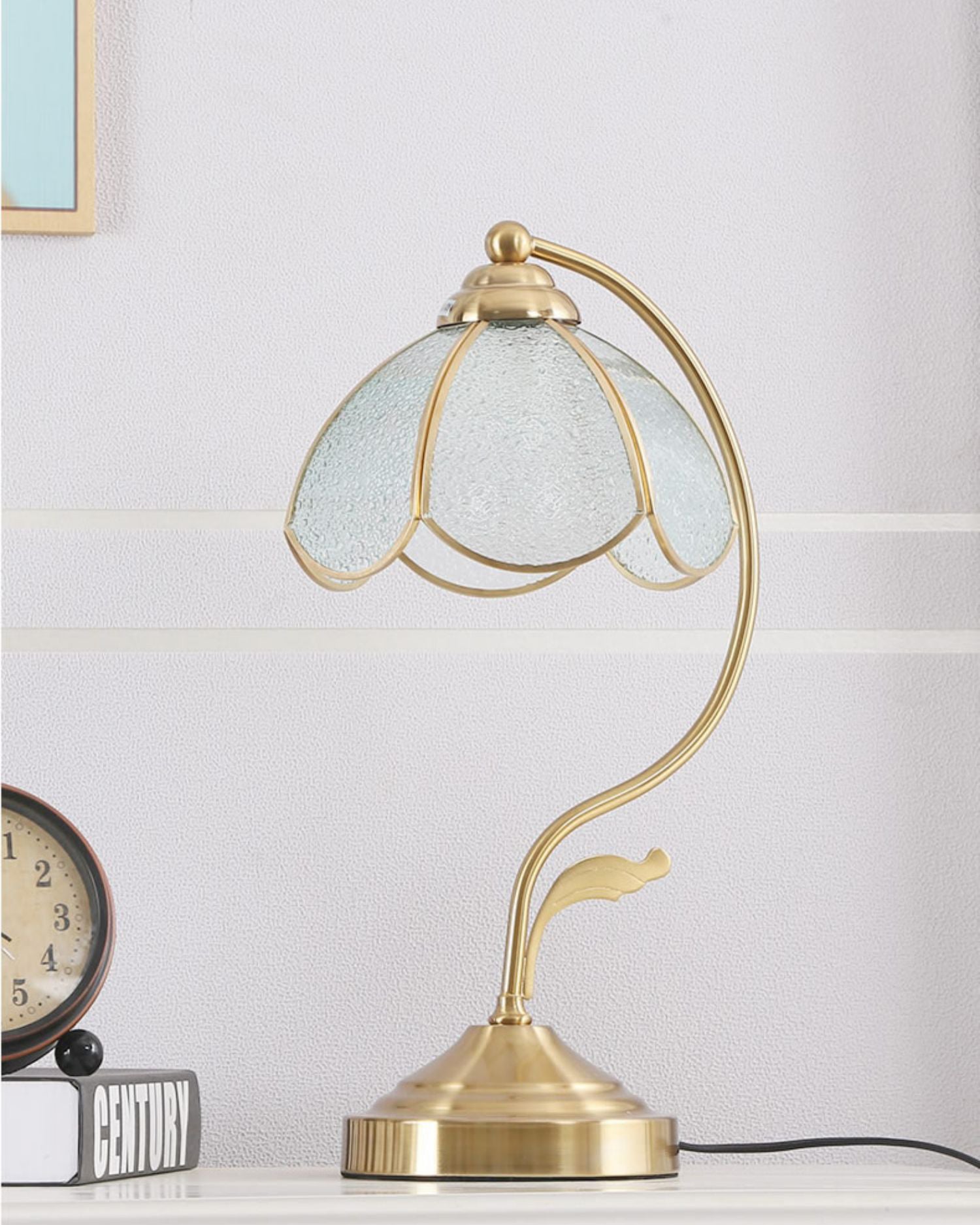 Vintage Tiffany Style Table Lamp with Elegant Flower Design – Indoor Lighting 4