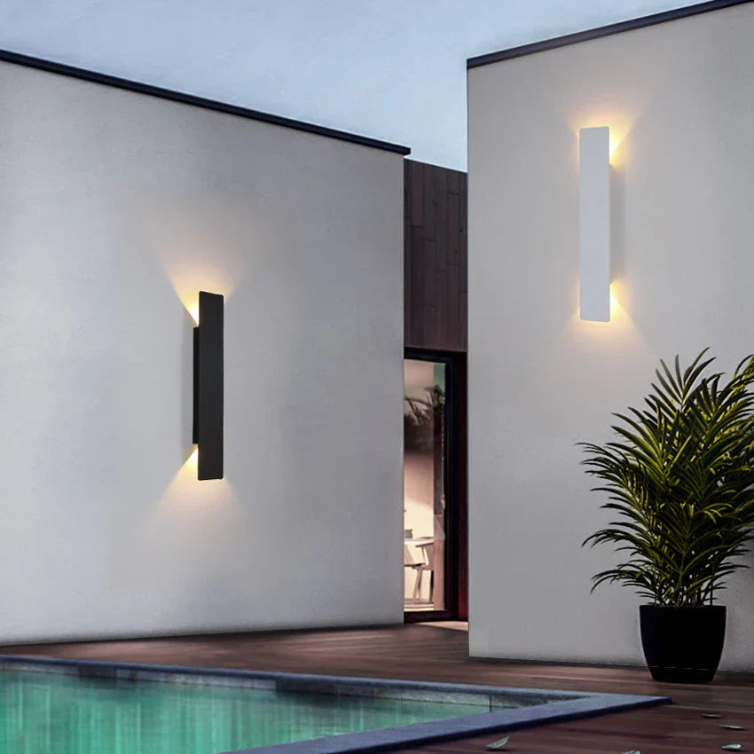 Waterproof LED Outdoor Wall Lamp - Durable Aluminum Light Fixture with Energy-Efficient LED 3