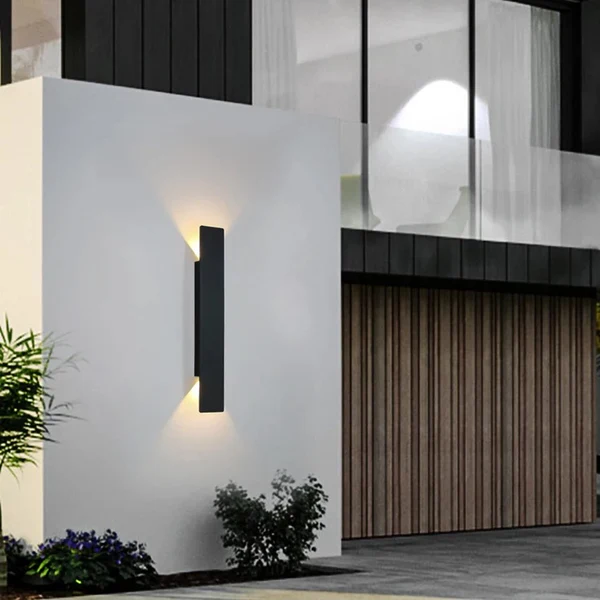 Waterproof LED Outdoor Wall Lamp - Durable Aluminum Light Fixture with Energy-Efficient LED 5