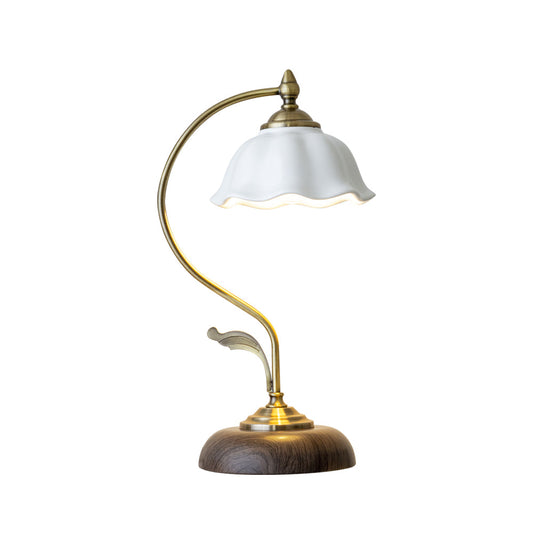 Ceramic Table Lamp with Flower Shade – Touch Control, USB Charging – White and Gold 1